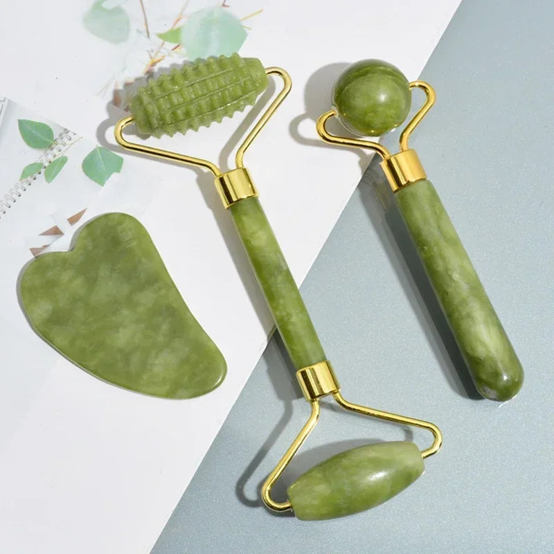 Rolo de Jade Natural e Ferramenta Gua Sha – Cuide da Sua Pele com Elegância e Eficácia